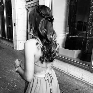 Meet your Posher, Alexis